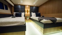 CHIMERA -  Twin Cabin